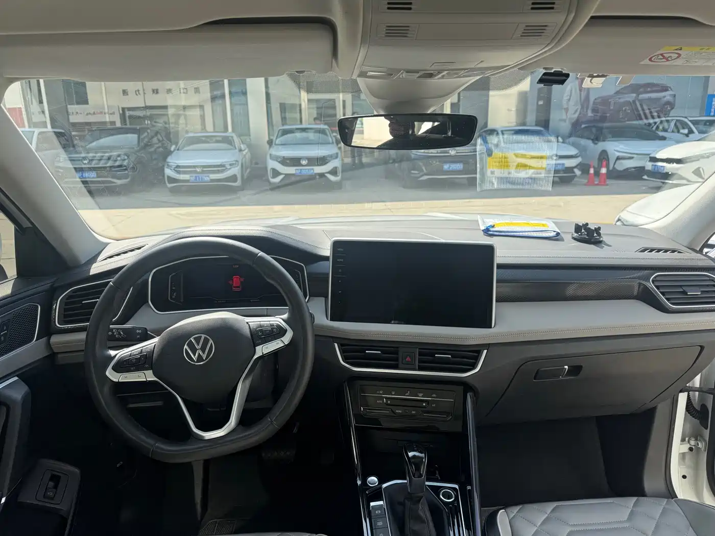 Volkswagen Tayron 2024 300TSI 2WD Luxury Plus Advanced фото 12