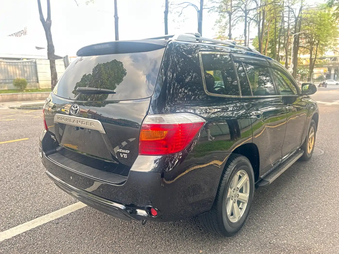 Toyota Highlander 2009 2.7L 2WD 5-seater Elite Edition фото 2