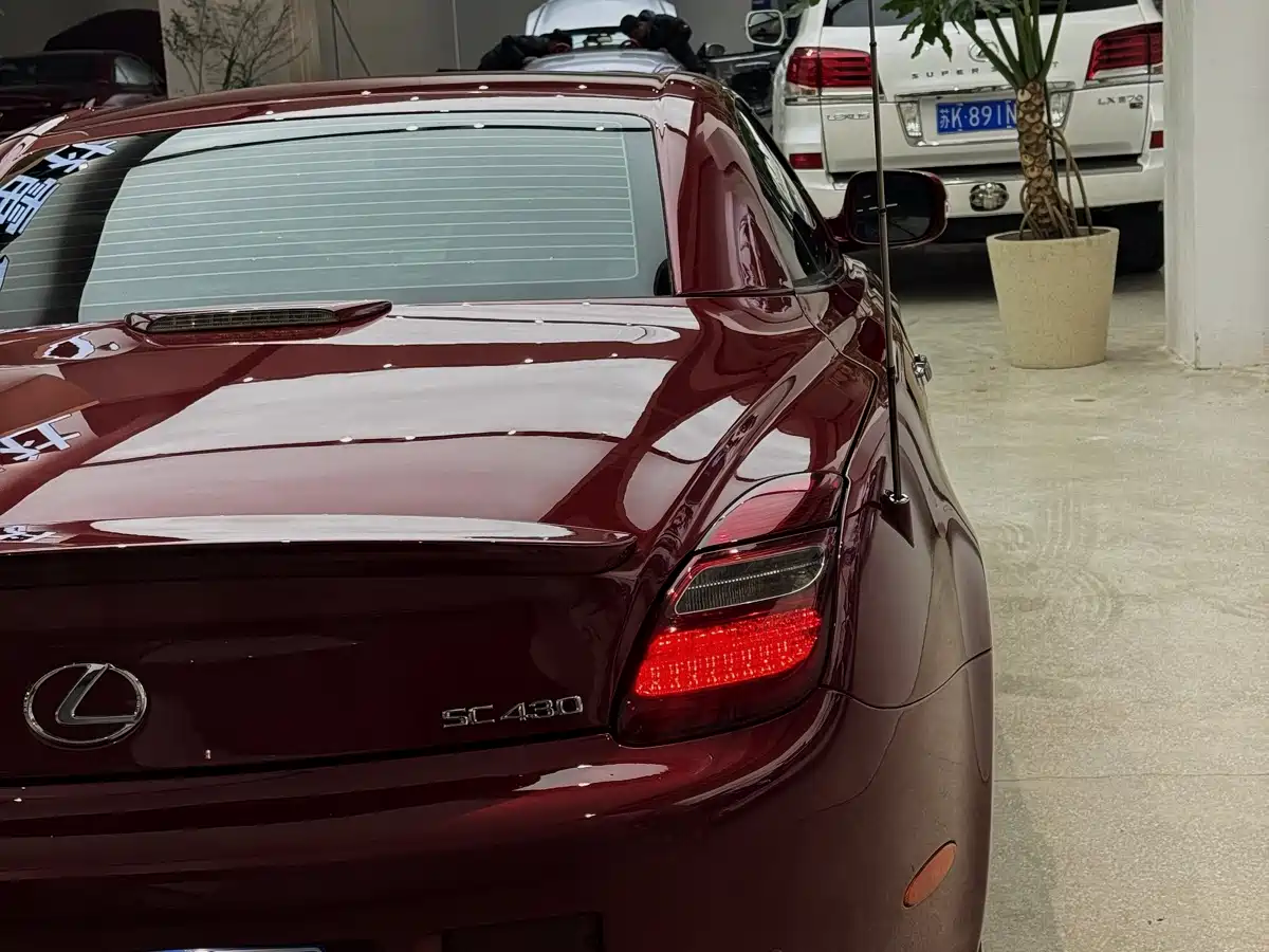 Lexus SC 2009 Model 430 фото 12