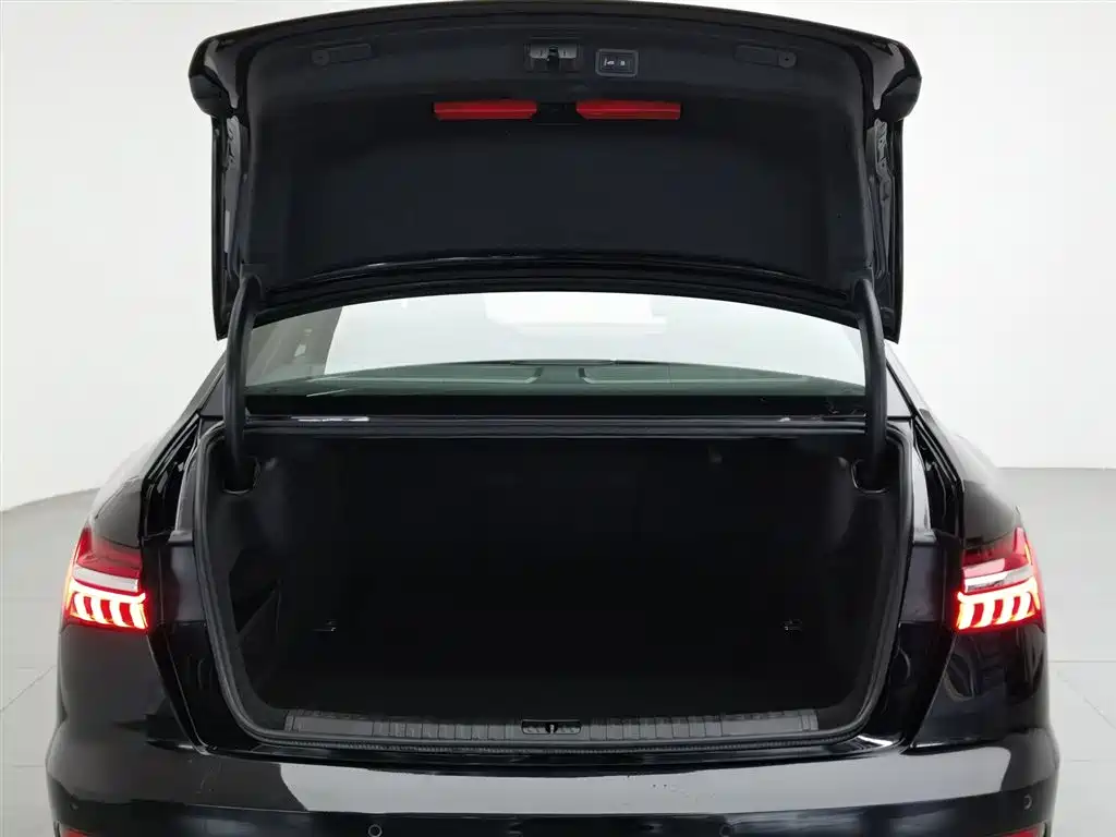 Audi A6L 2020 55 TFSI quattro Exclusive Dynamic фото 16