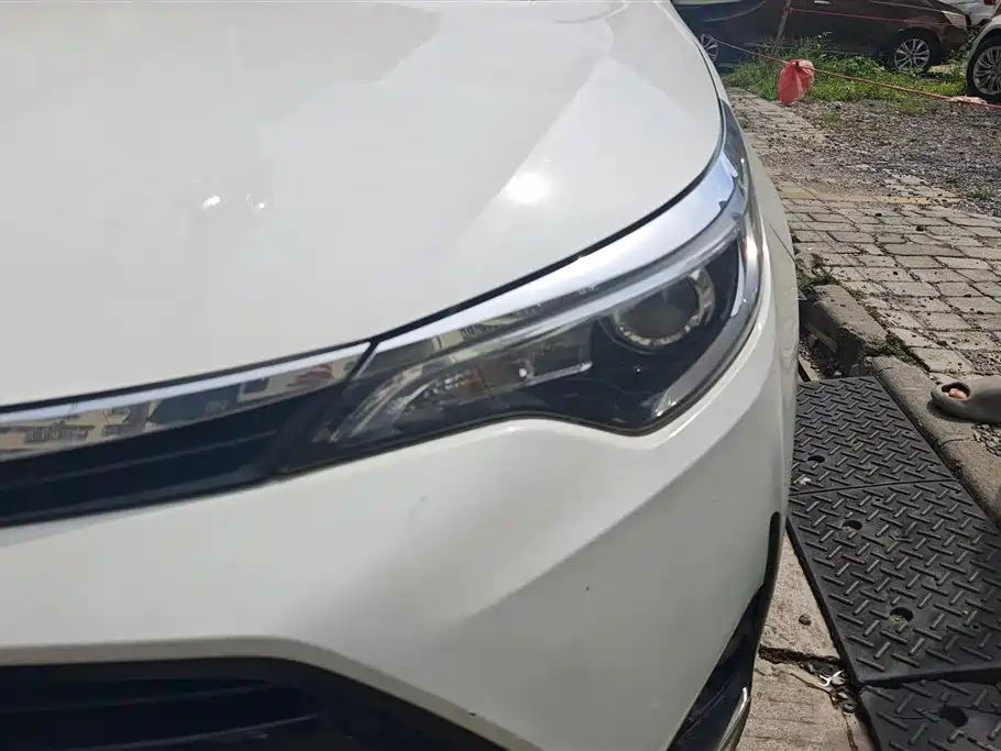 Toyota Levin 2017 Facelift 185T CVT Elite (China V) фото 5