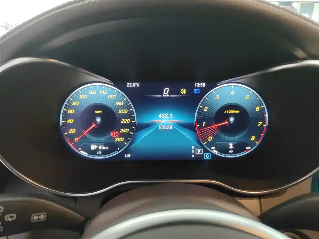 Mercedes-Benz GLC 2022 Model GLC 260 L 4MATIC Luxury Edition фото 8