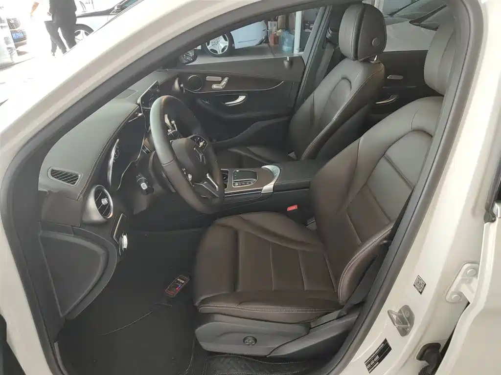 Mercedes-Benz GLC 2022 Model GLC 260 L 4MATIC Luxury Edition фото 11