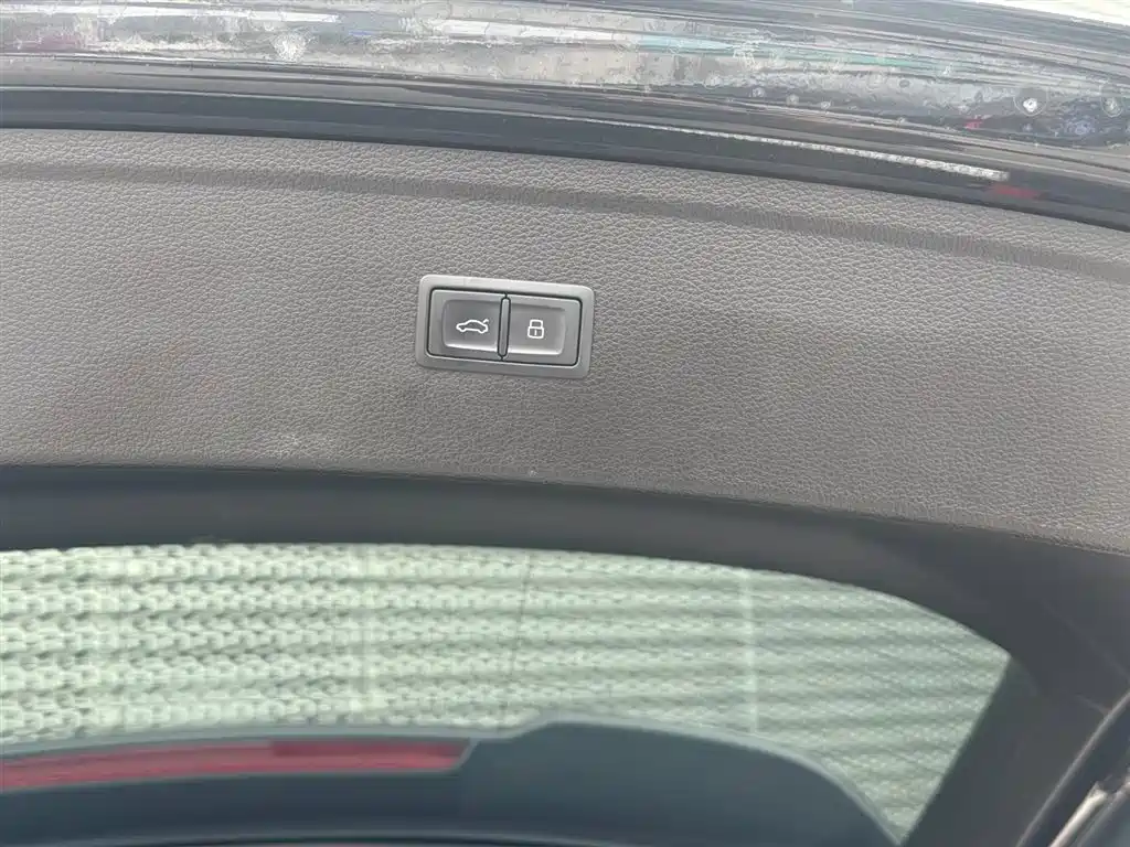 Audi Q5L 2024 Model 45 TFSI Luxury Dynamic фото 17