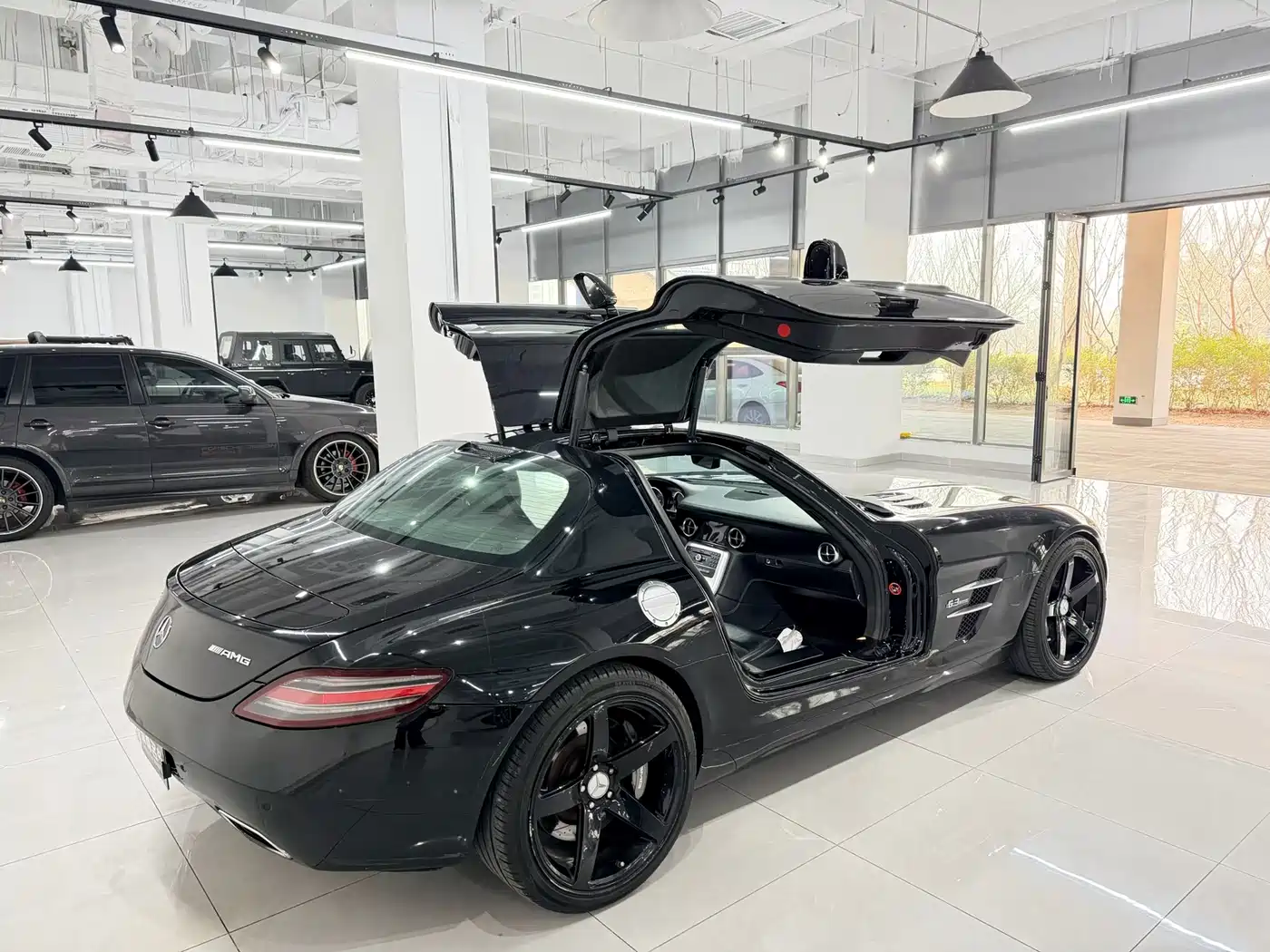 Mercedes-Benz SLS AMG 2011 SLS AMG фото 4
