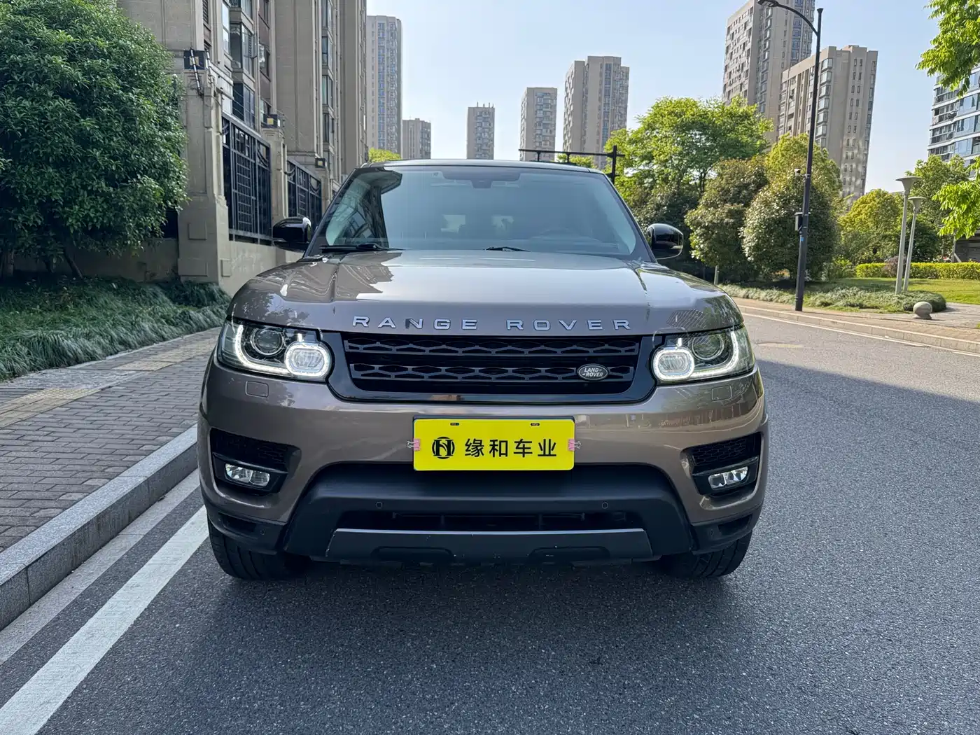 Land Rover Range Rover Sport 2016 Model 3.0 SC V6 HSE DYNAMIC фото 2