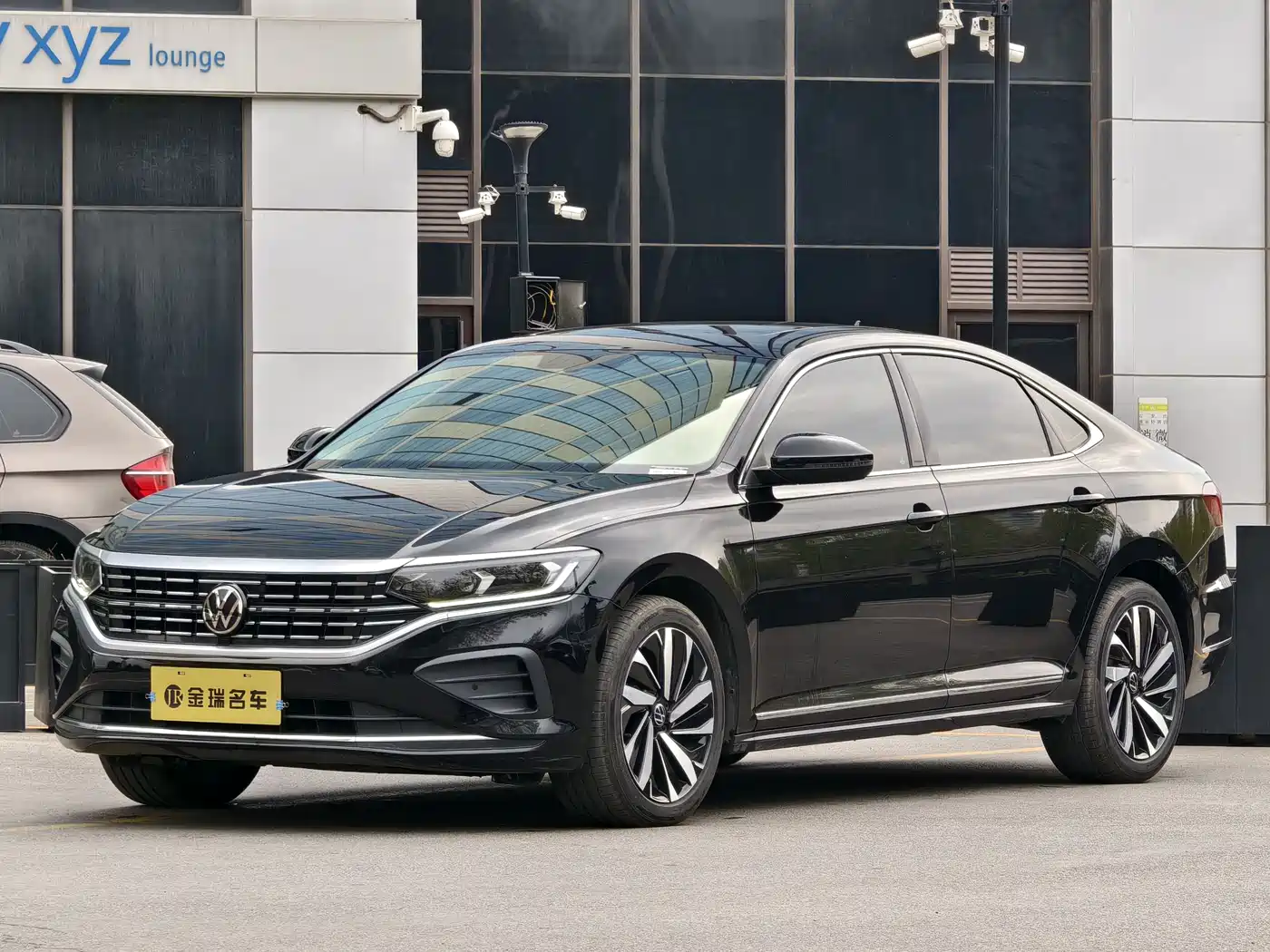 Volkswagen Passat 2025 Outstanding 330TSI Elite Edition