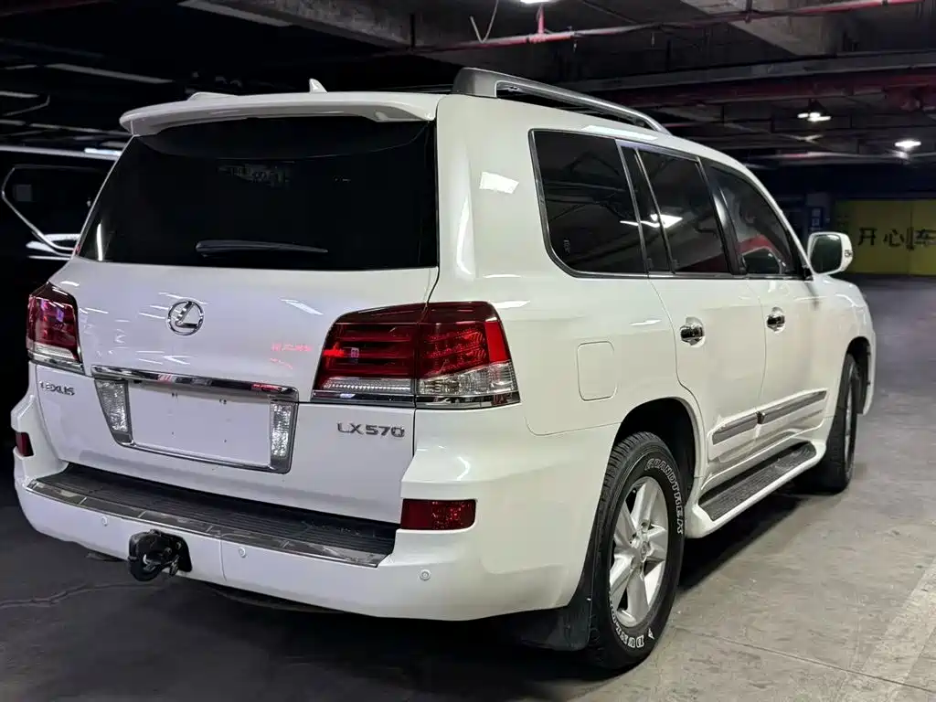 Lexus LX 2013 570 фото 12