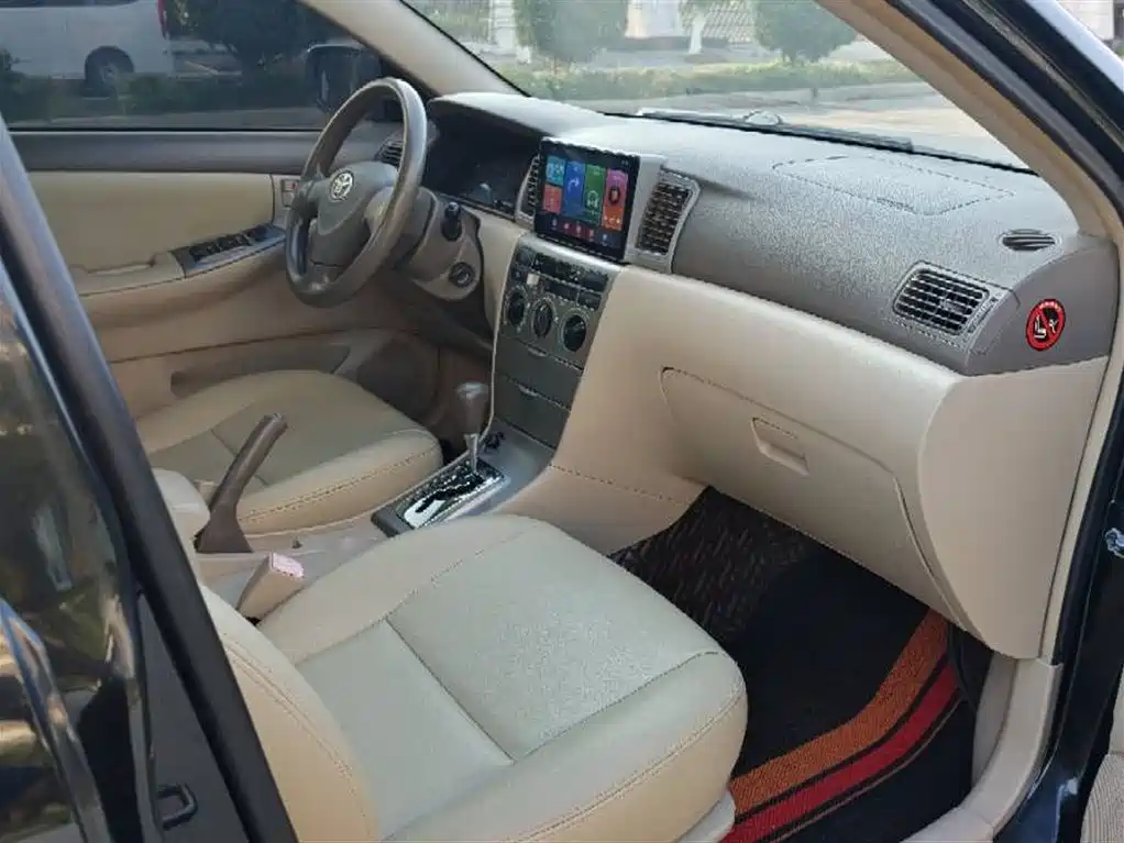 Toyota Corolla 2011 1.6L Automatic Luxury Edition фото 9