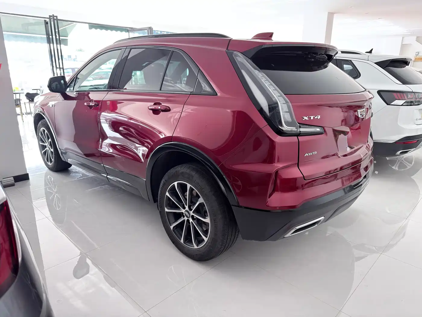 Cadillac XT4 2024 28T 4WD Luxury Edition фото 12
