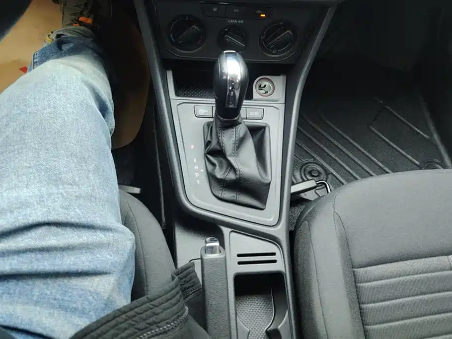 Volkswagen Lavida 2019 Lavida Start 1.5L Auto Trend (China VI) фото 16