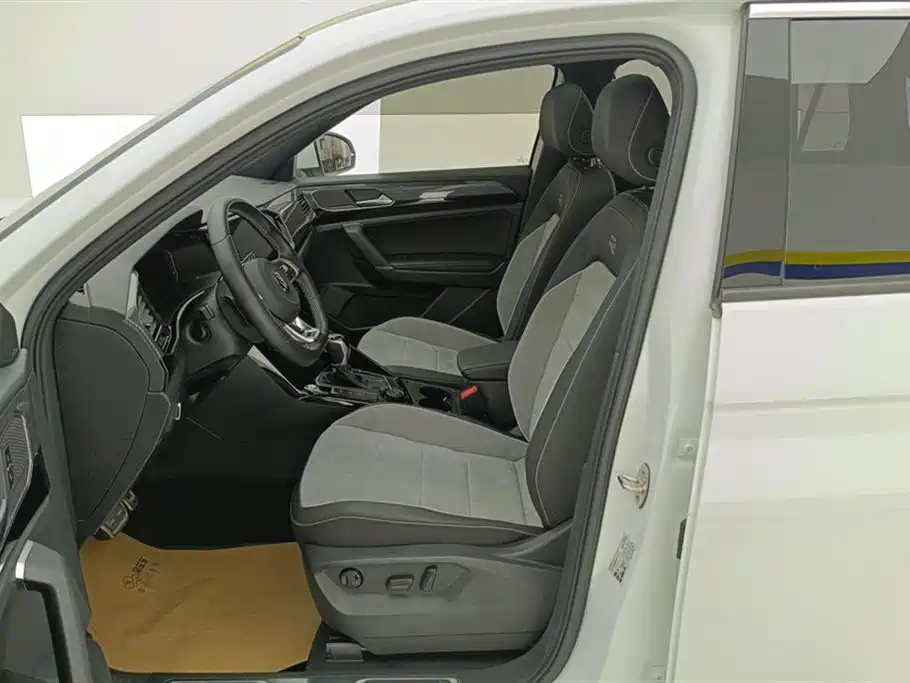 Volkswagen Tayron 2022 380TSI 4WD R-Line Smart Connect Edition фото 9