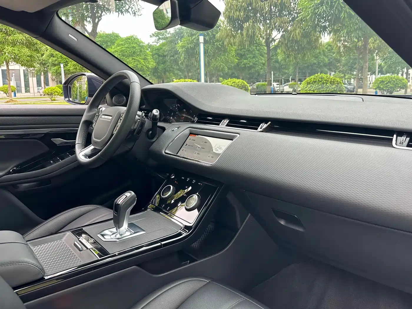 Land Rover Range Rover Evoque 2020 249PS R-DYNAMIC S Sport Edition фото 29