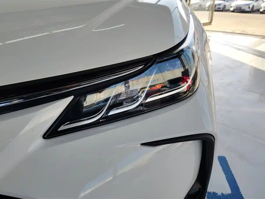 Toyota Corolla 2023 1.2T Elite Edition фото 5