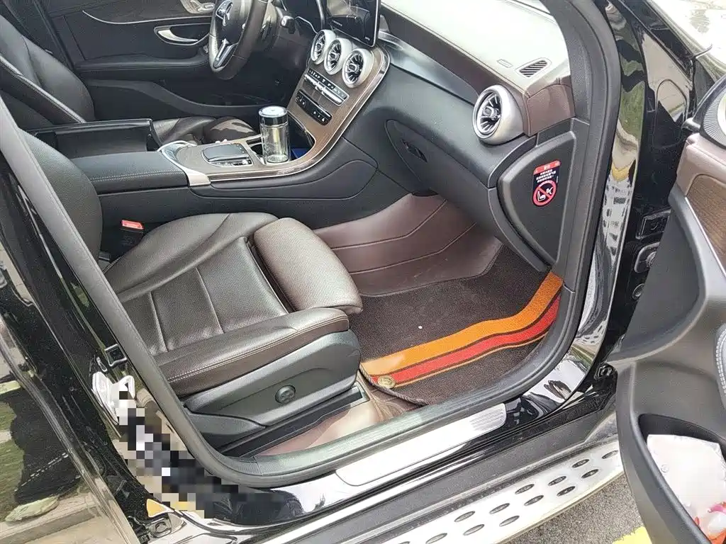Mercedes-Benz GLC 2022 Facelift GLC 300 L 4MATIC Dynamic Collector's Edition фото 20