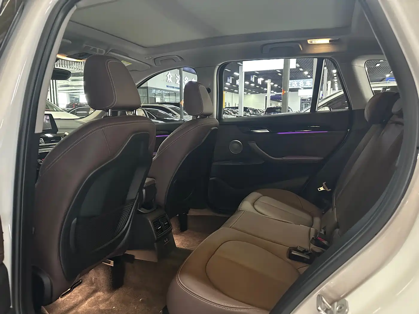 BMW X1 2021 sDrive25Li Leading фото 8