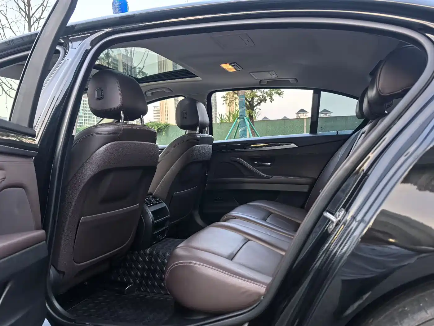 BMW 5 Series 2017 525Li Luxury Design Package фото 5