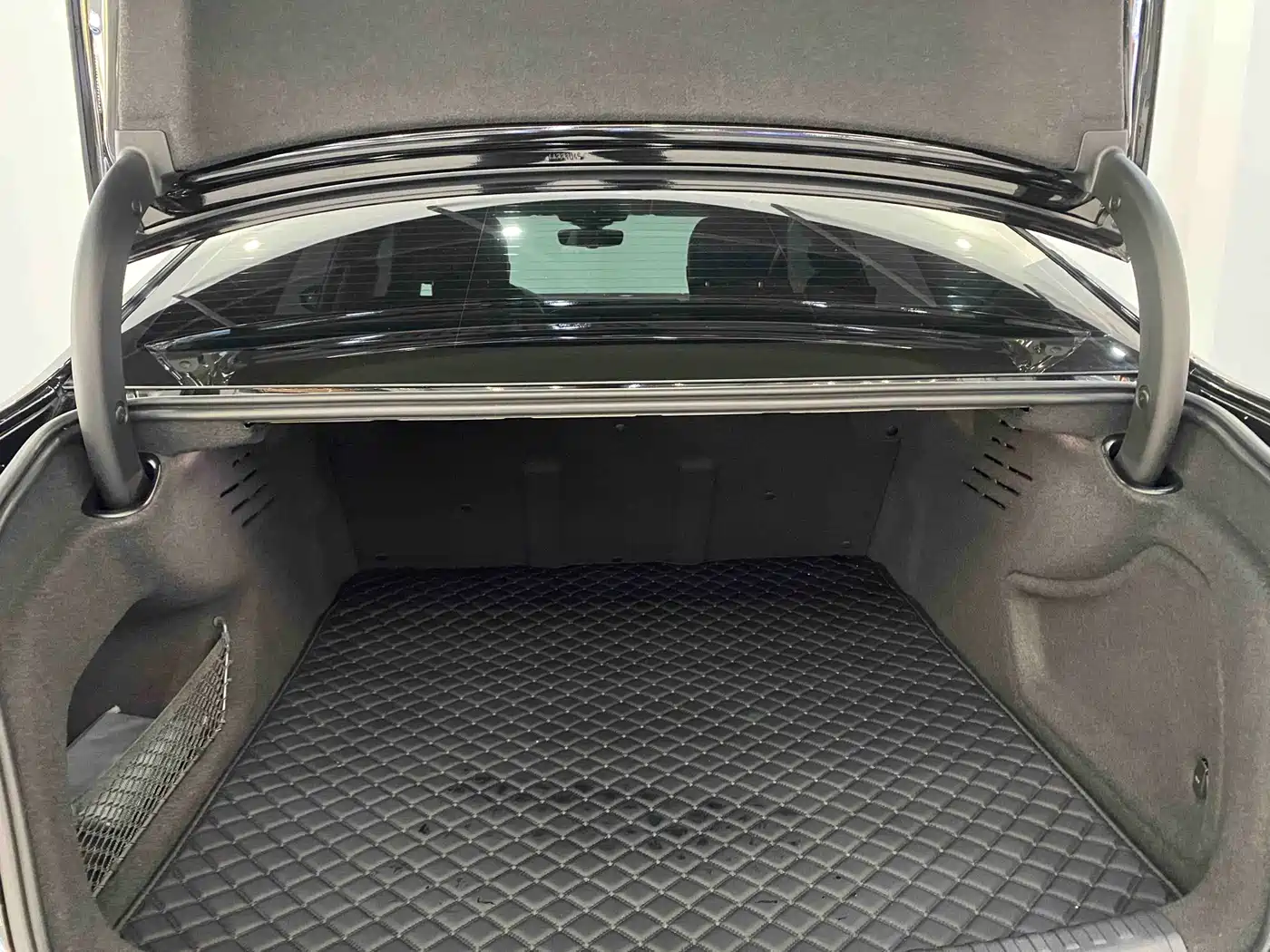 Audi A6L 2025 45 TFSI quattro Premium Sport фото 8