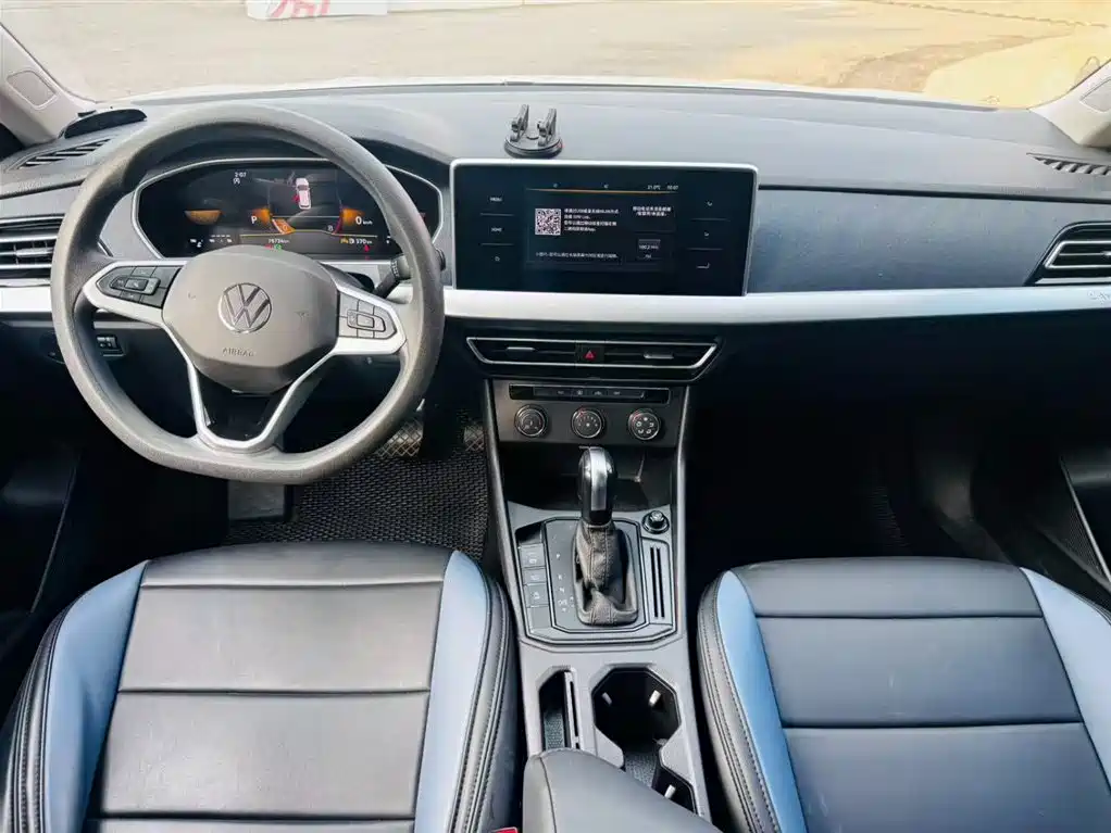 Volkswagen Lavida 2023 1.5L Auto Delight Edition фото 5
