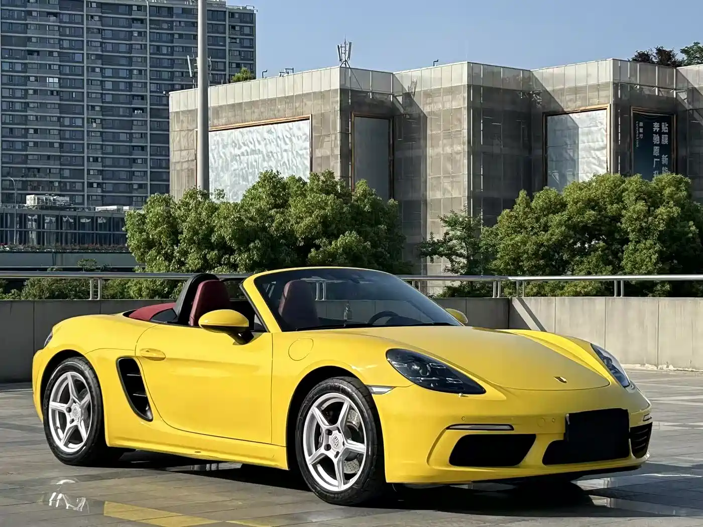 Porsche 718 2018 Boxster 2.0T фото 2