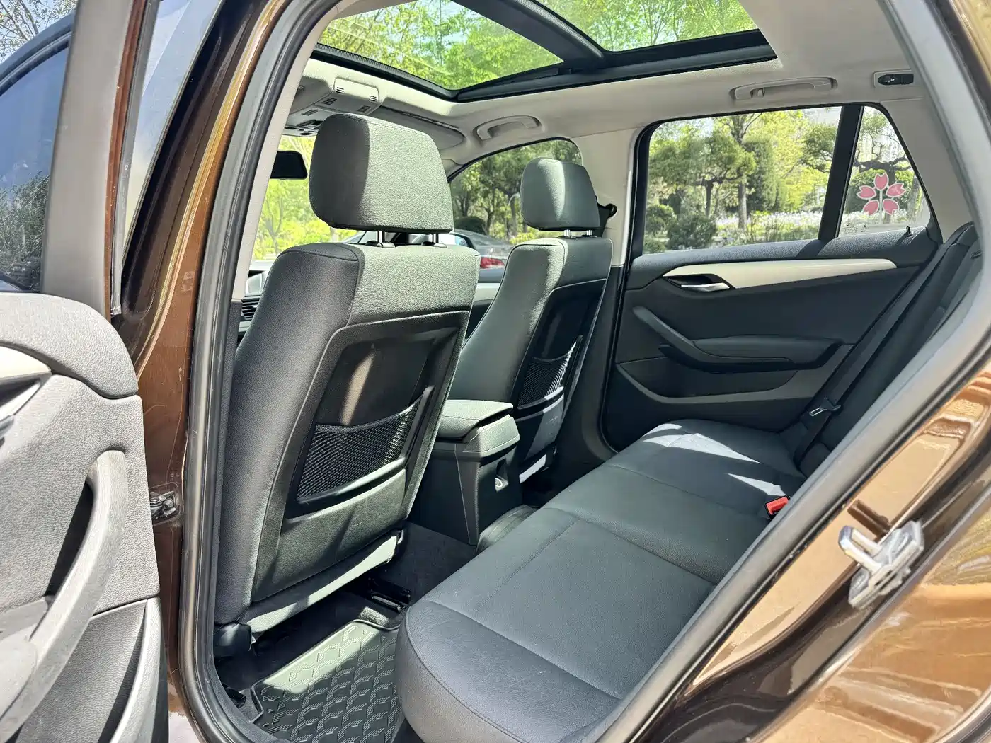BMW X1 (Import) 2012 sDrive18i Luxury фото 27