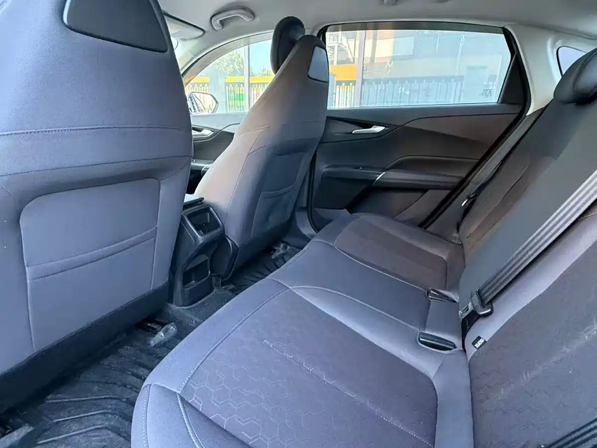 Changan Qiyuan A05 2023 2024 70 Lite