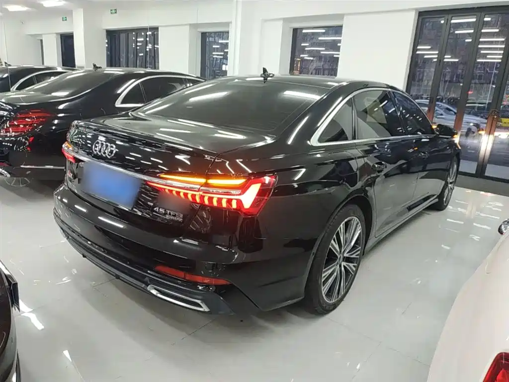 Audi A6L 2019 45 TFSI quattro Premium Dynamic фото 23
