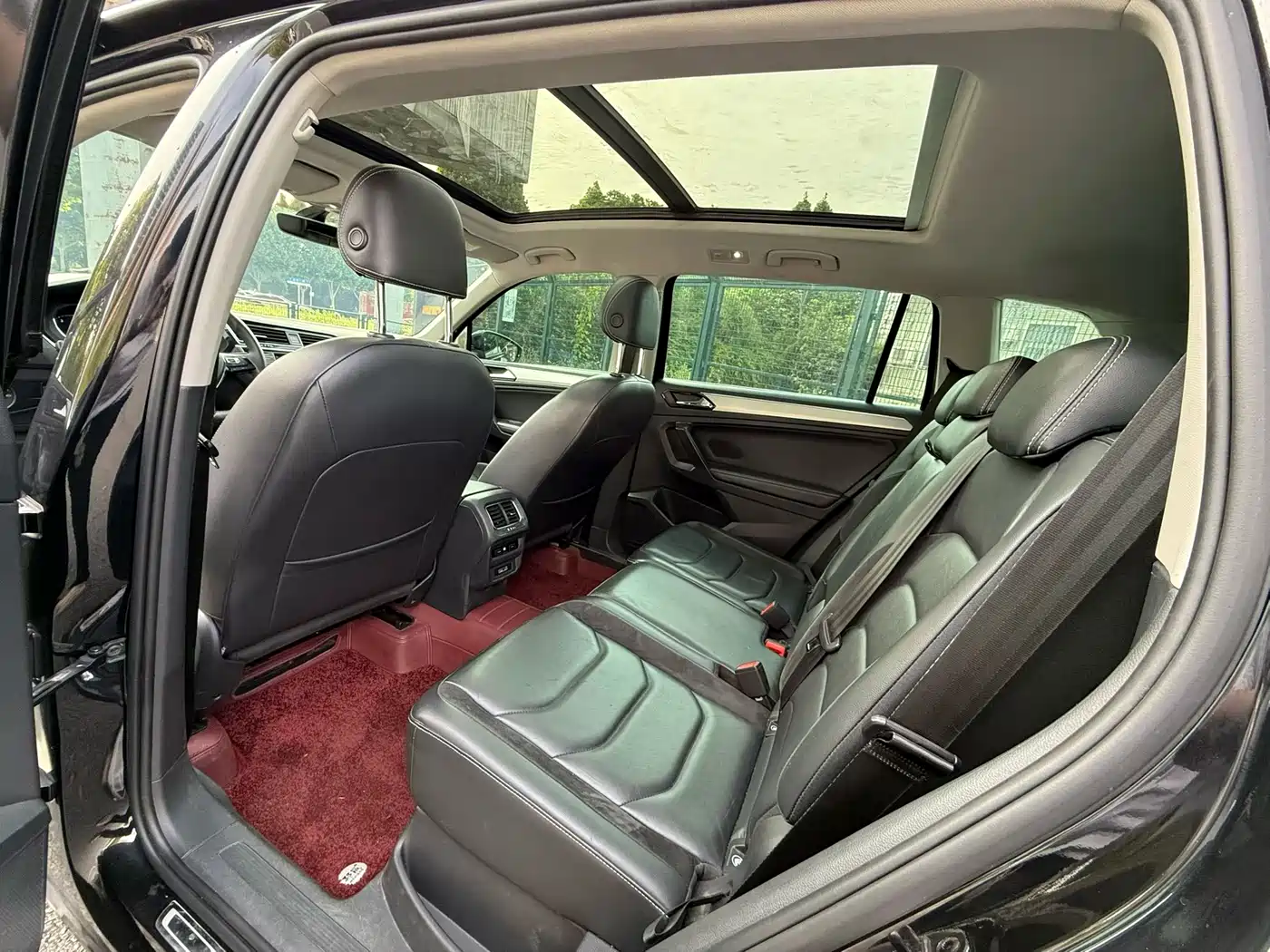 Volkswagen Tiguan L 2017 330TSI Automatic 2WD Luxury Edition фото 6
