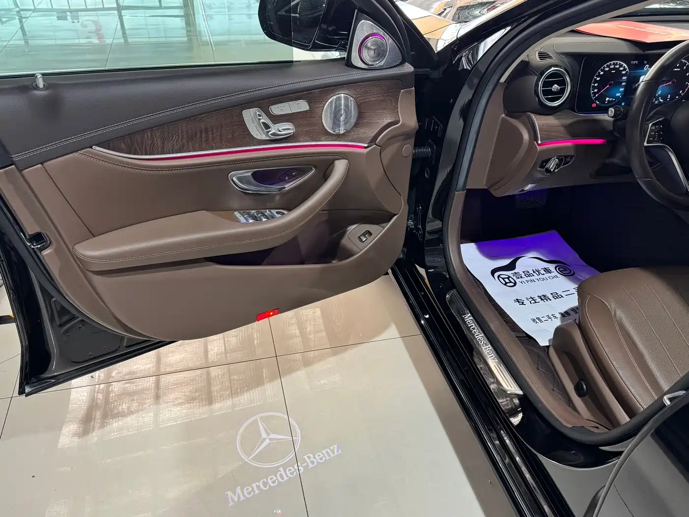 Mercedes-Benz E-Class 2022 E 300 L Luxury фото 15