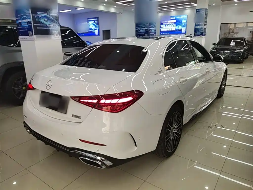 Mercedes-Benz C-Class 2023 Facelift II C 260 L Sport Edition фото 7