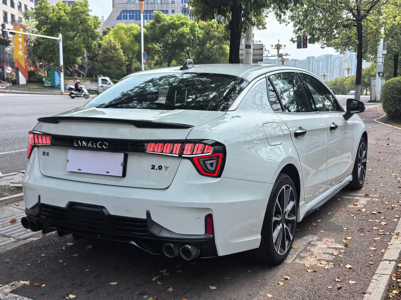 Lynk & Co 03 2020 2.0TD Auto Power Edition фото 9