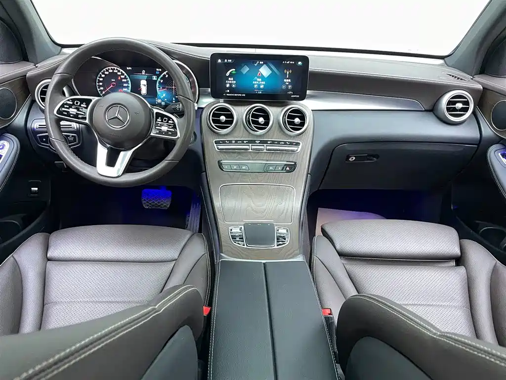 Mercedes-Benz GLC 2021 GLC 260 L 4MATIC Luxury фото 26