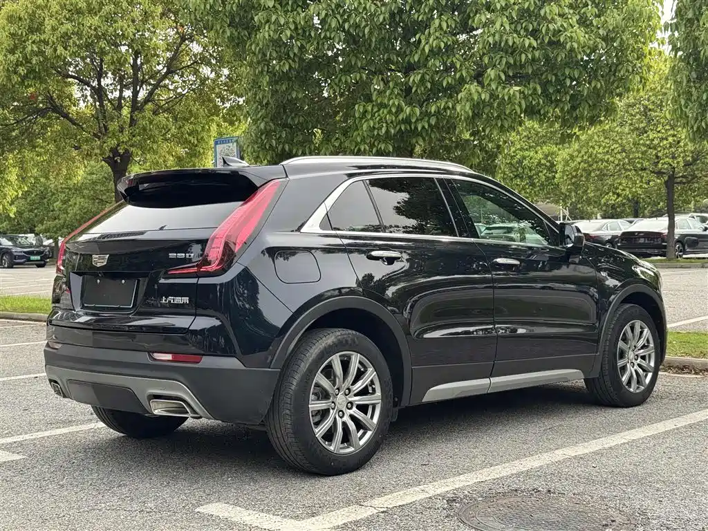 Cadillac XT4 2021 28T FWD Luxury Edition фото 10