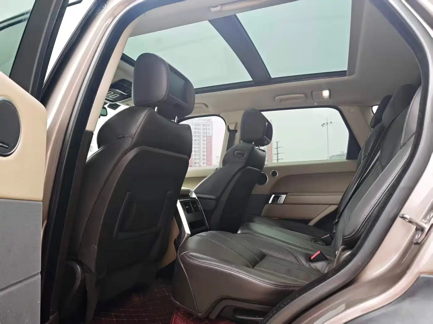 Land Rover Range Rover Sport 2015 3.0 SC V6 HSE DYNAMIC фото 5