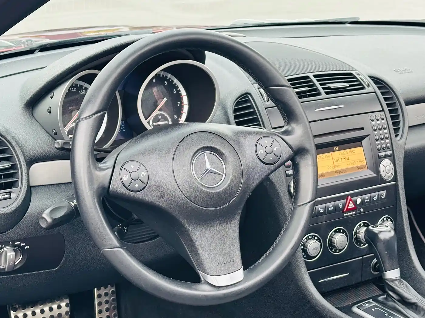 Mercedes-Benz SLK-Class 2010 Model SLK 200K фото 9