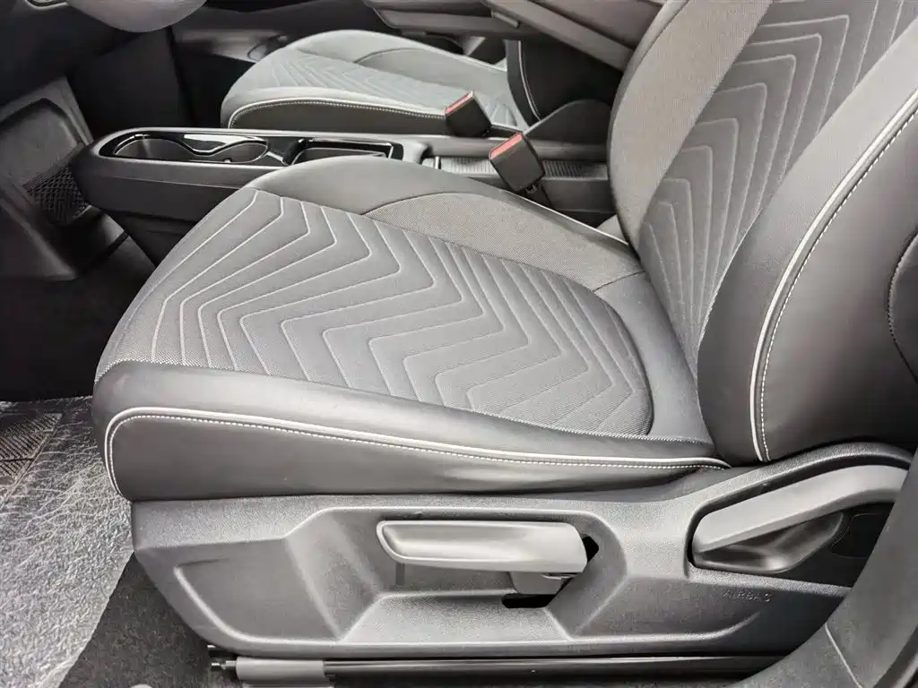 Volkswagen ID.3 2024 Pure Smart Edition фото 20