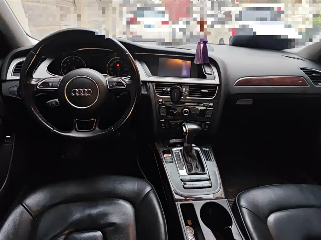 Audi A4L 2013 35 TFSI Automatic Comfort фото 13