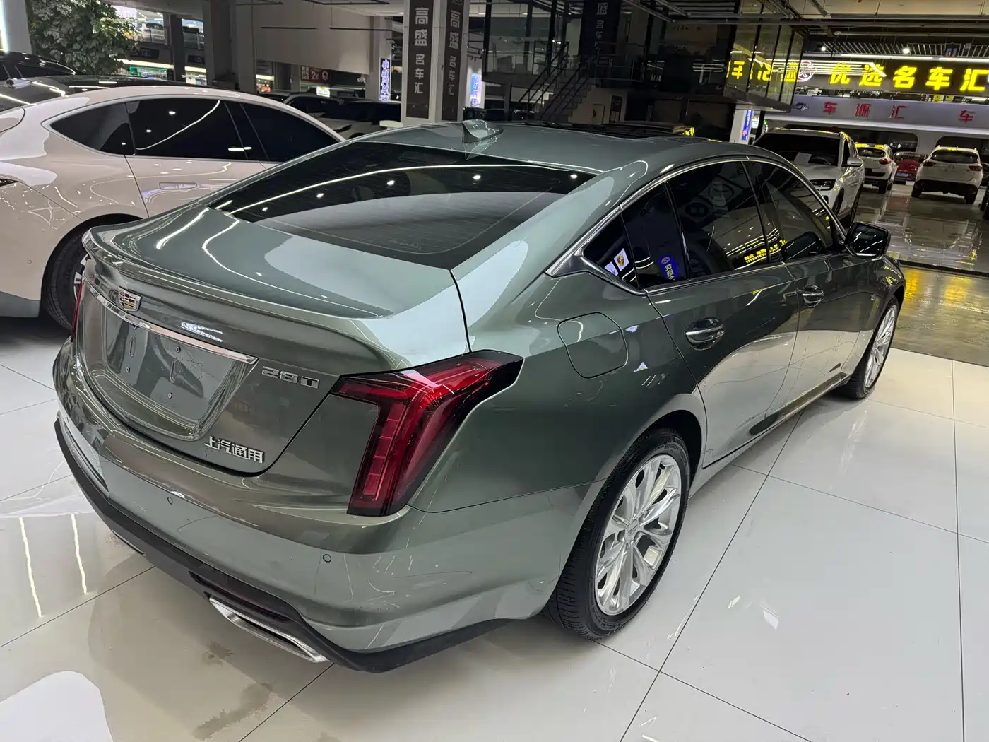 CADILLAC CT5