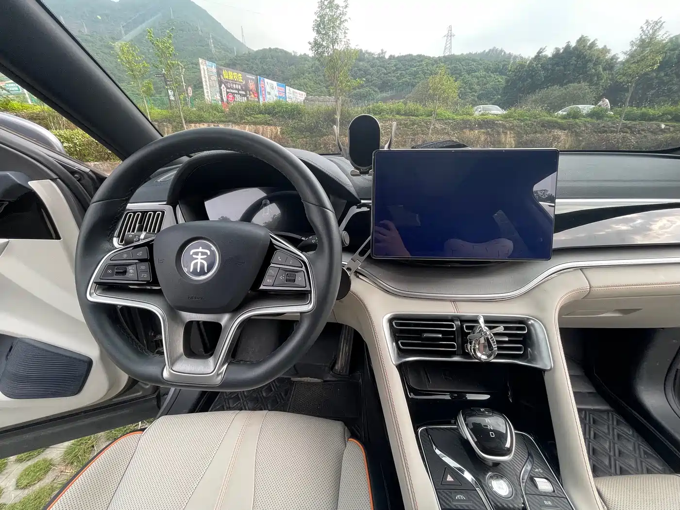 BYD Song PLUS PHEV 2021 DM-i 51KM Premium фото 4