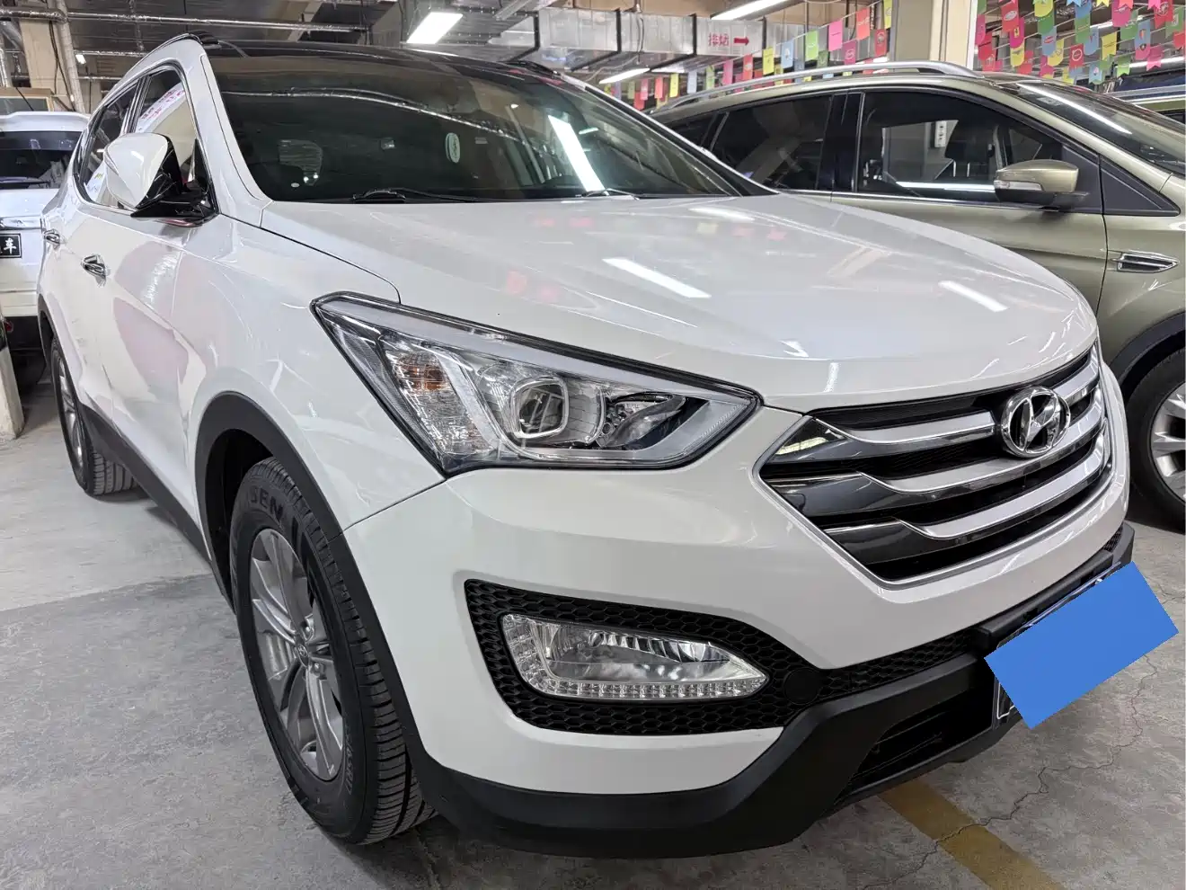 Hyundai Santa Fe 2015 2.0T Automatic 4WD Smart 5-Seater фото 3