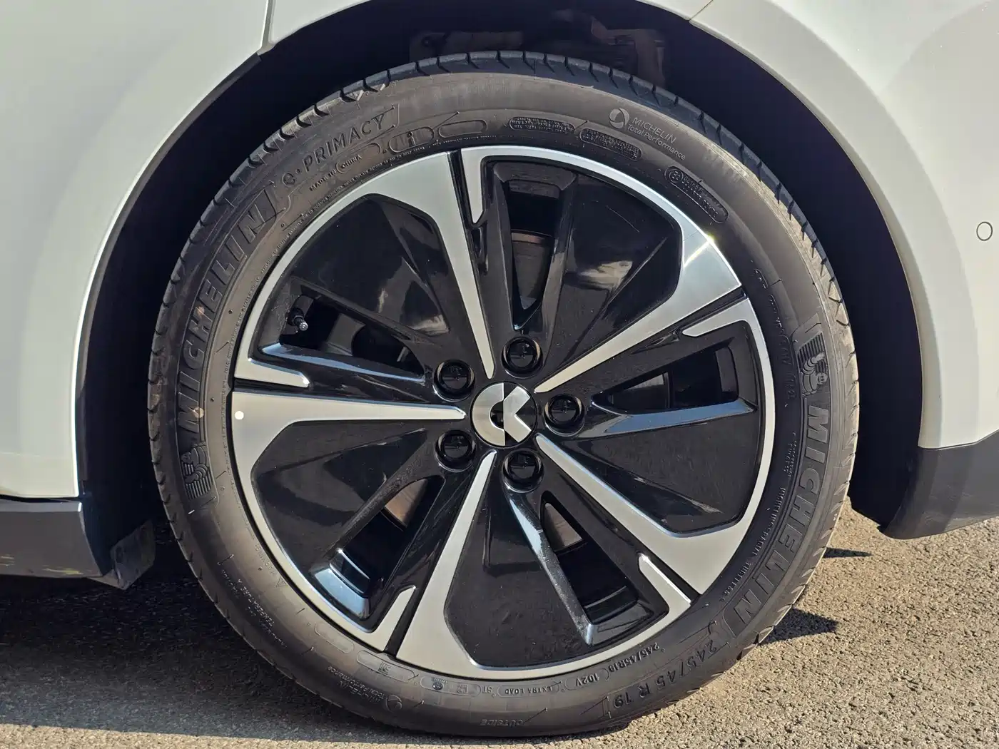  NIO NIO ET5T 2024 75kWh Touring 9