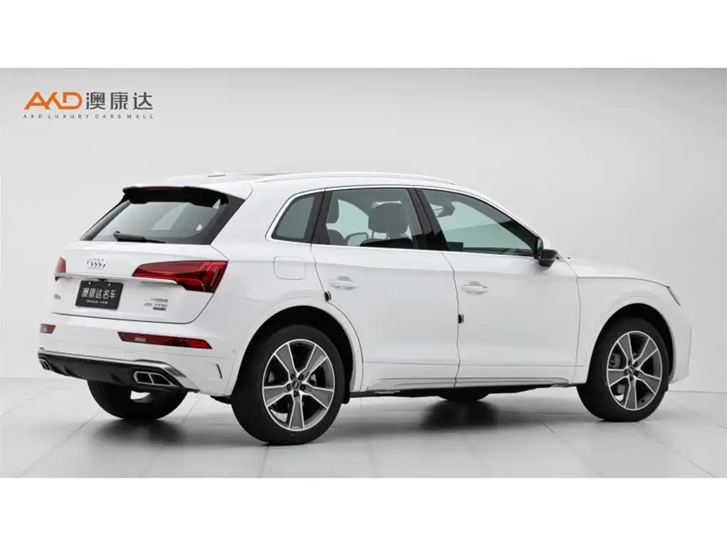 Audi Q5L 2022 Facelift 45T Luxury Dynamic фото 3