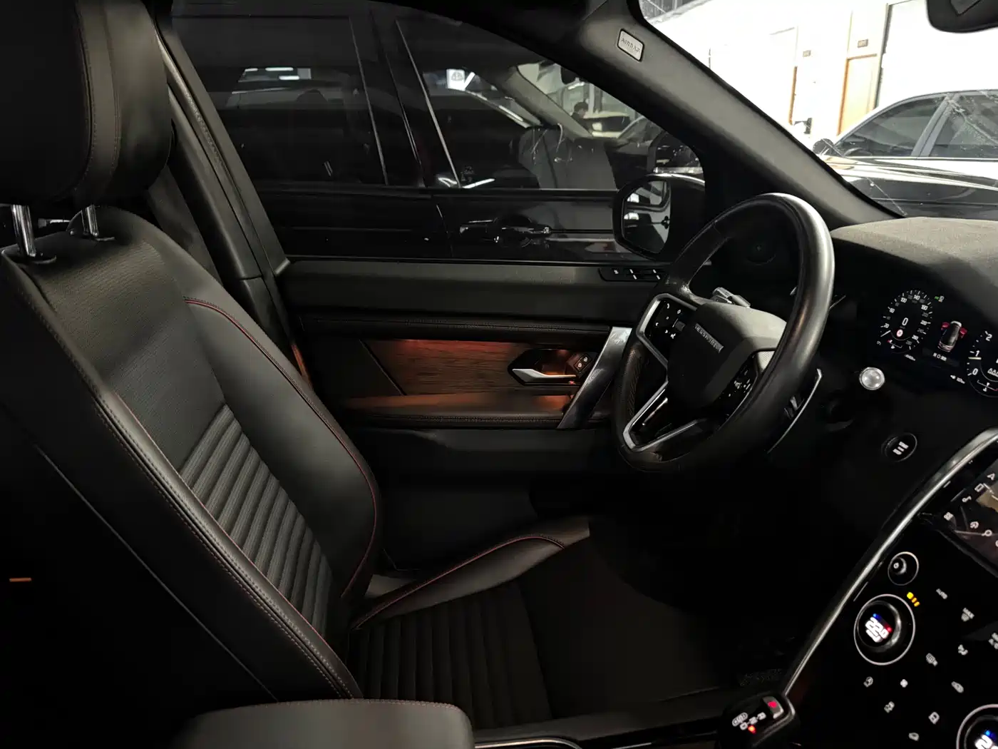 LAND ROVER DISCOVER SPORTS