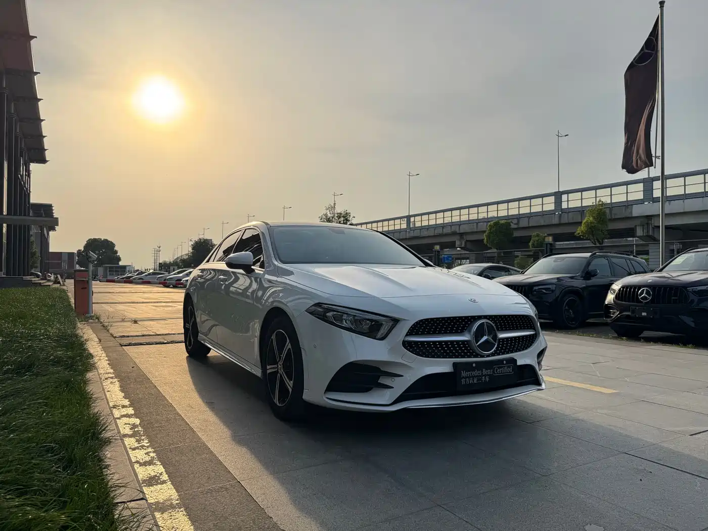 Mercedes-Benz A-Class 2022 Facelift II A 200 L Sport Sedan Fashion фото 3