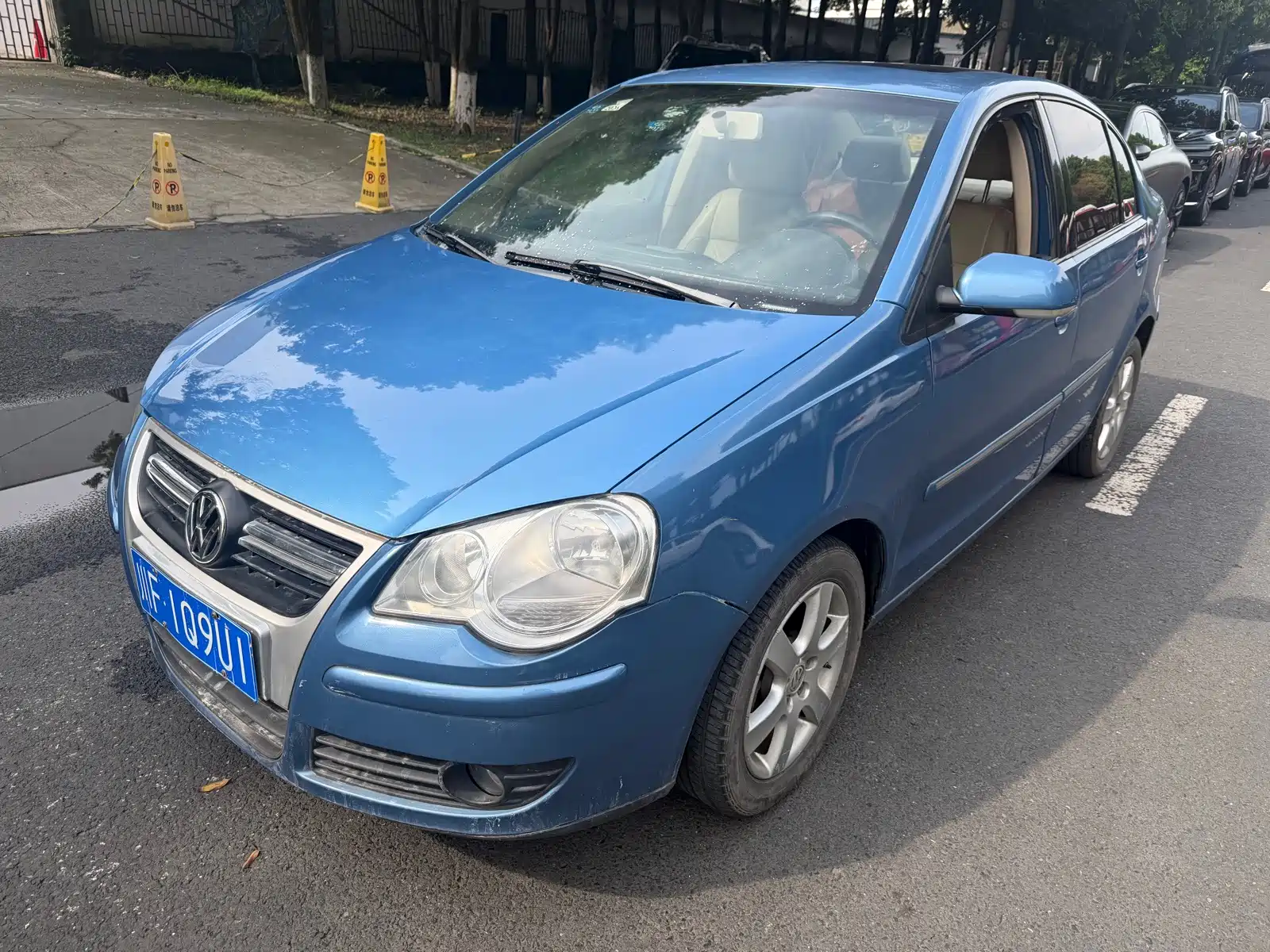 Photo 1 - Volkswagen Polo