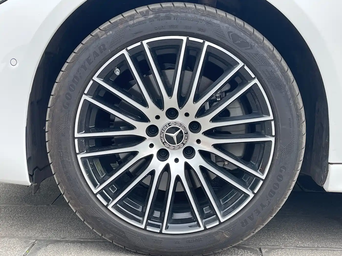Mercedes-Benz C-Class 2024 Facelift C 260 L Sport фото 17