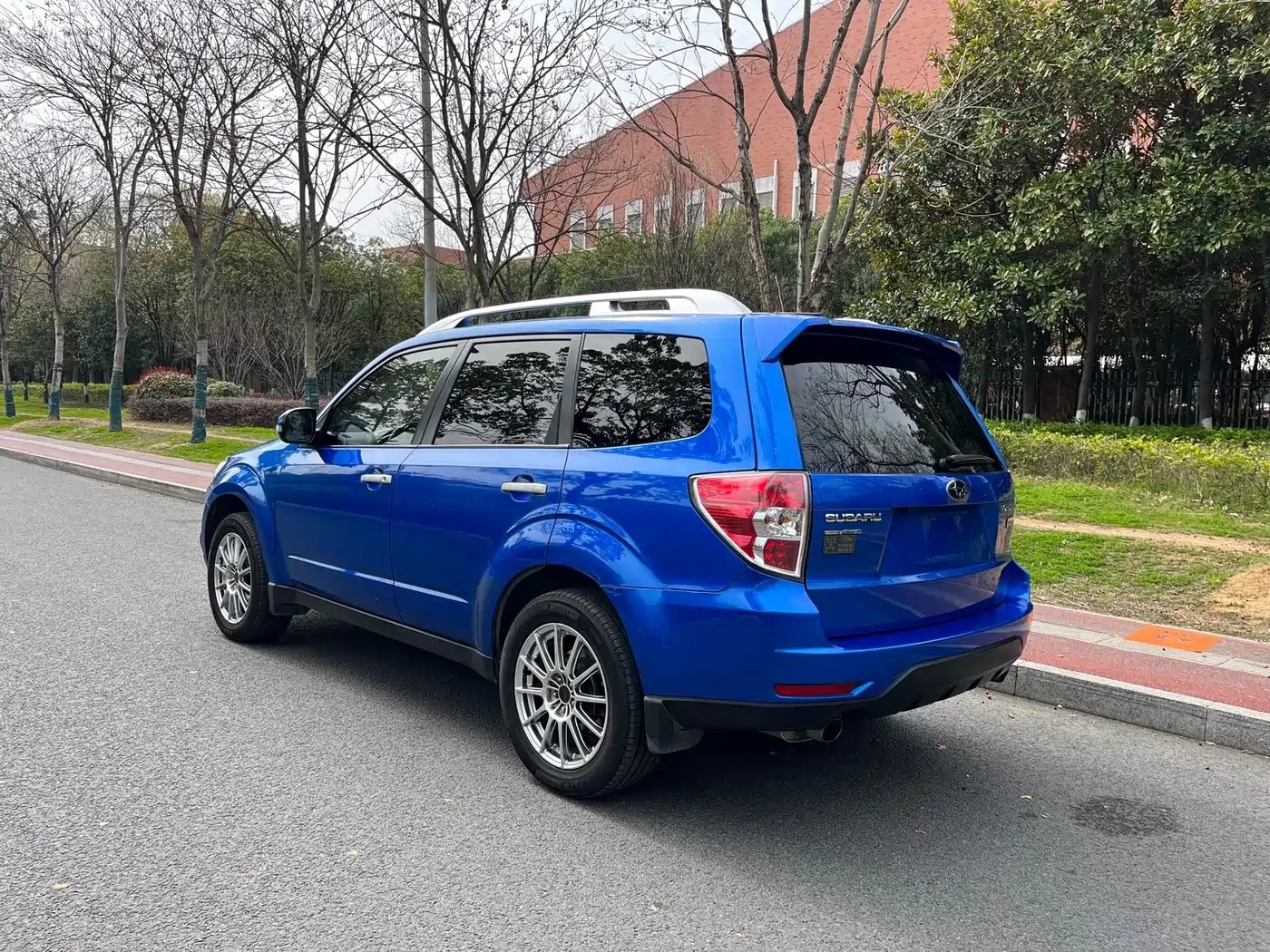 Subaru Forester 2012 Classic 2.5XS Auto Sport Navigation Edition фото 4