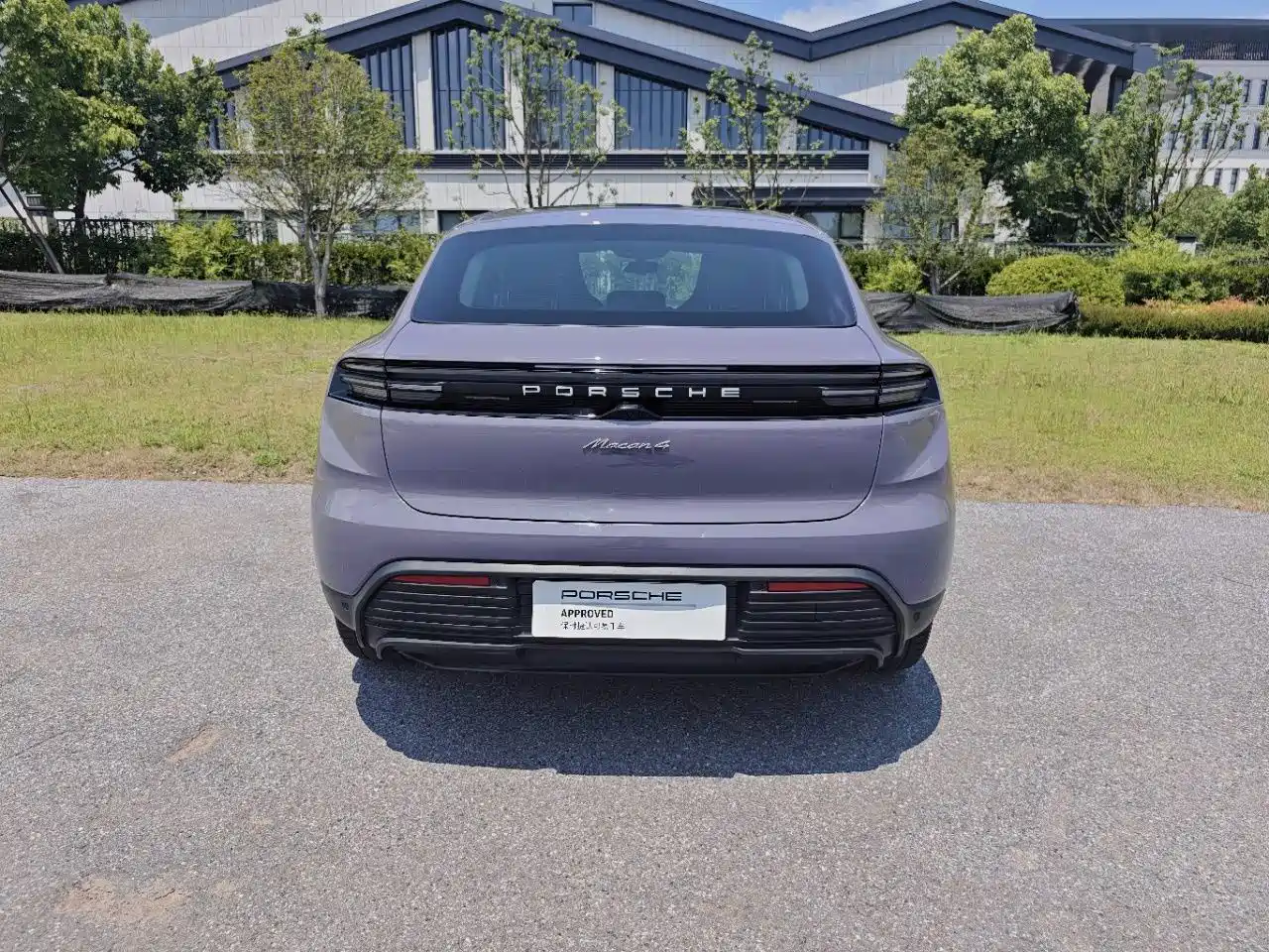 Porsche Macan EV 2025 2024 Macan 4