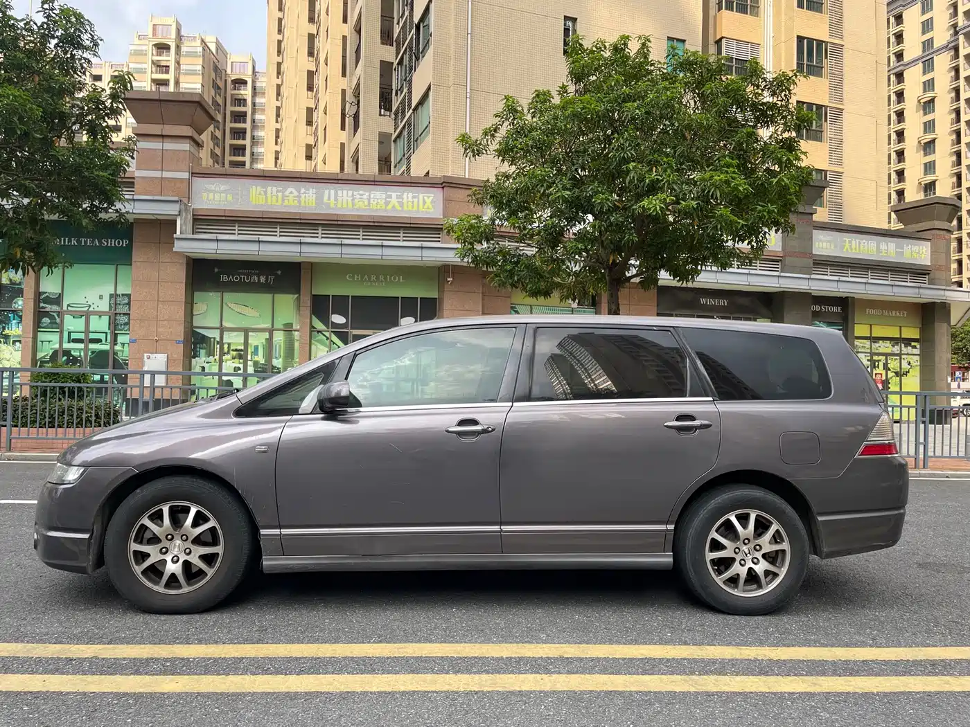 Фото 6 - Honda Odyssey