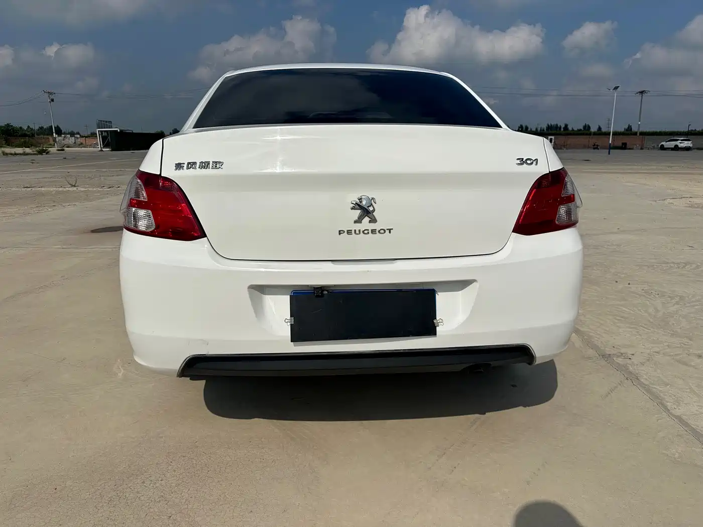 Peugeot 301 2017 2016 1.6L Manual Comfort Edition